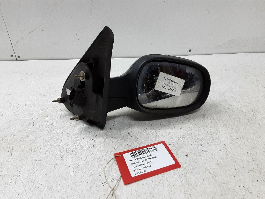 RETROVISEUR EXTERIEUR DROIT Megane Break / Grandtour (KA), Renault, Mevr. I. Hauben, Utilisé, Rue de l'Espoir 34 34
4030  GRIVEGNÉE, BE
