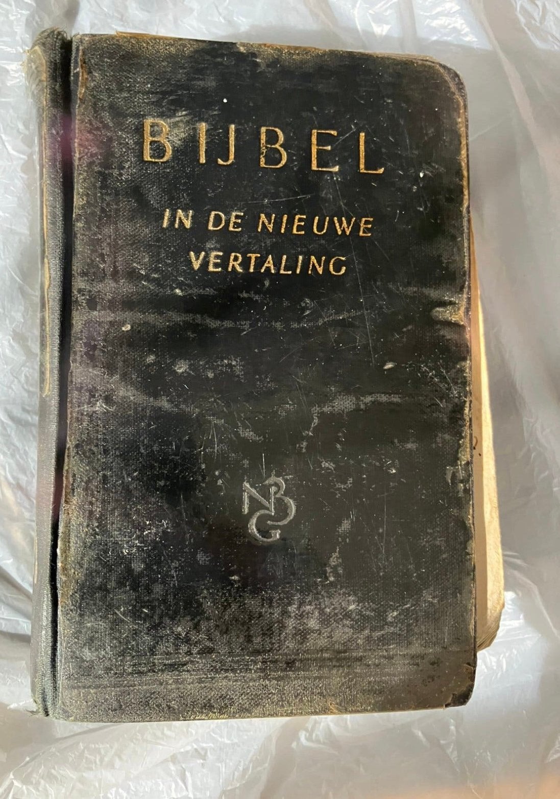 BIJBEL uit 1954 …mooi !!, Antiek en Kunst, Ophalen of Verzenden