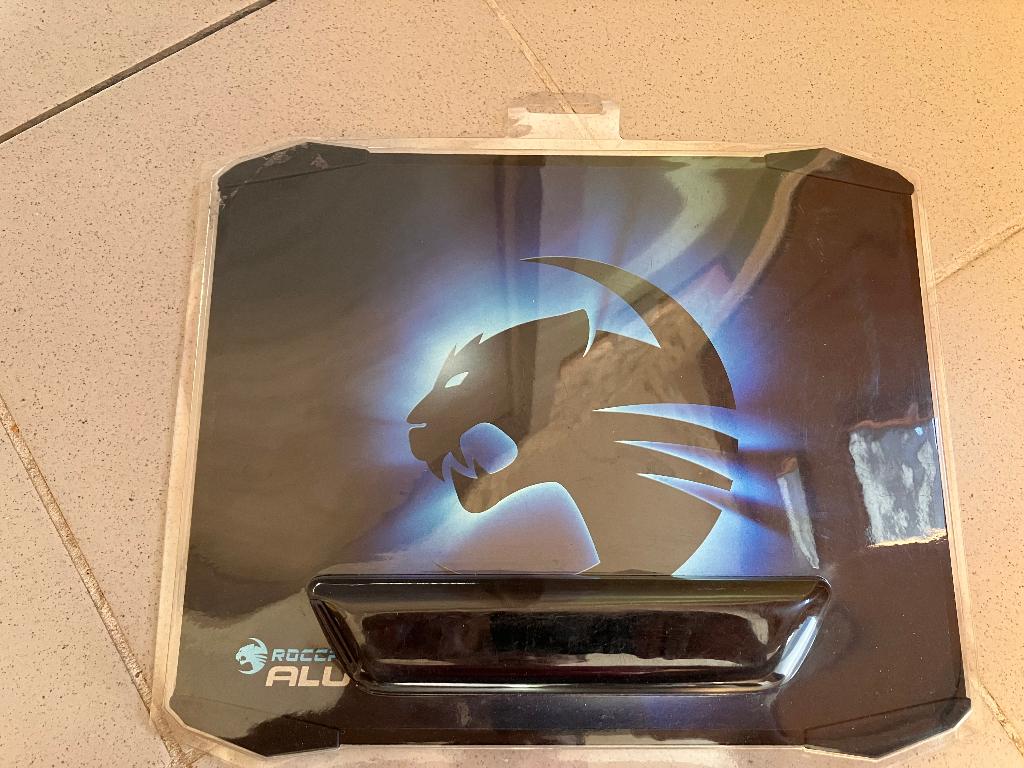 Tapis de souris Roccat Alumic - Neuf, Computers en Software, Ophalen of Verzenden, Ergonomisch, Nieuw, Roccat