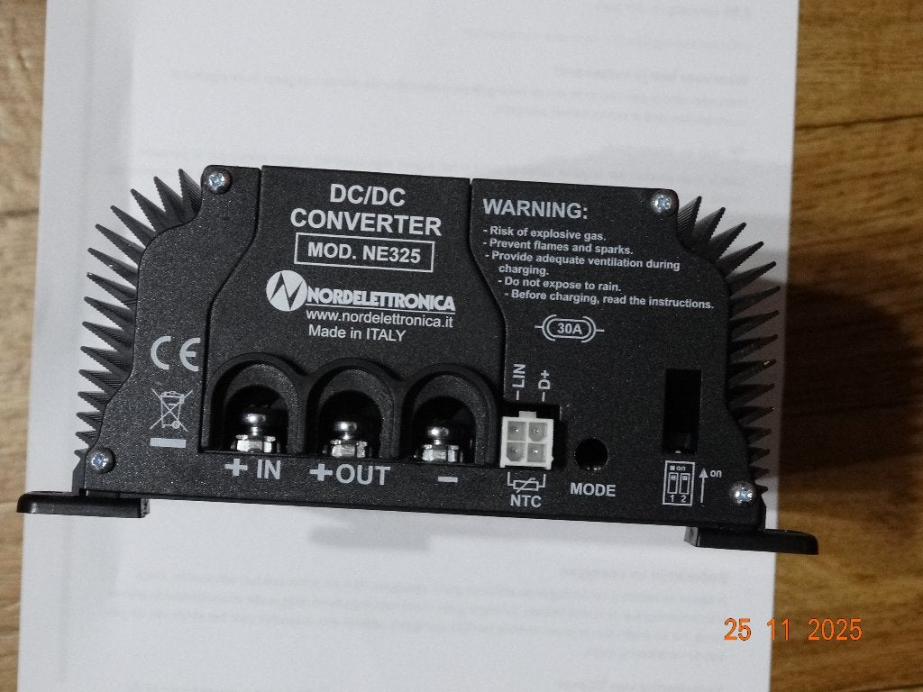 Convertisseur DC/DC Nordelettronica NE325, Caravanes & Camping, Enlèvement, Comme neuf