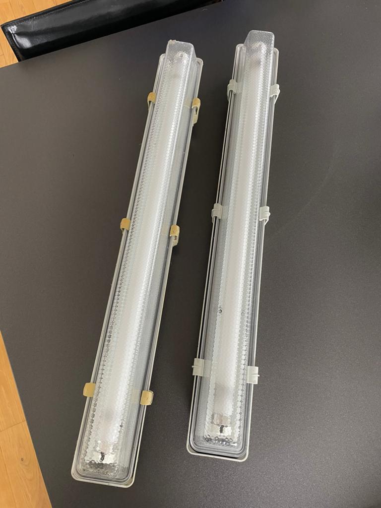 2 plafonniers Tube TL, Enlèvement, Utilisé