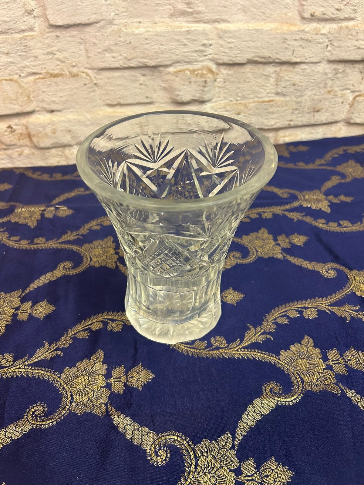 Vase vintage lourd en cristal / verre taillé, Enlèvement, Utilisé