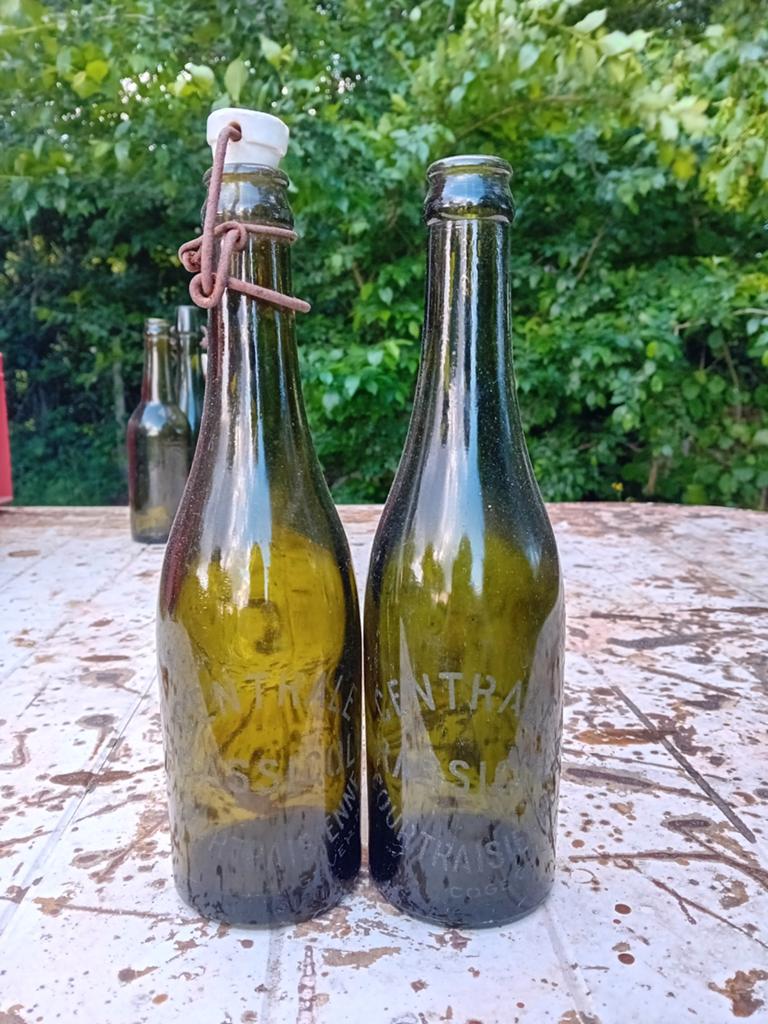 Oude vintage bierflessen brouwerij Centrale Kortrijk, Verzamelen, Ophalen of Verzenden