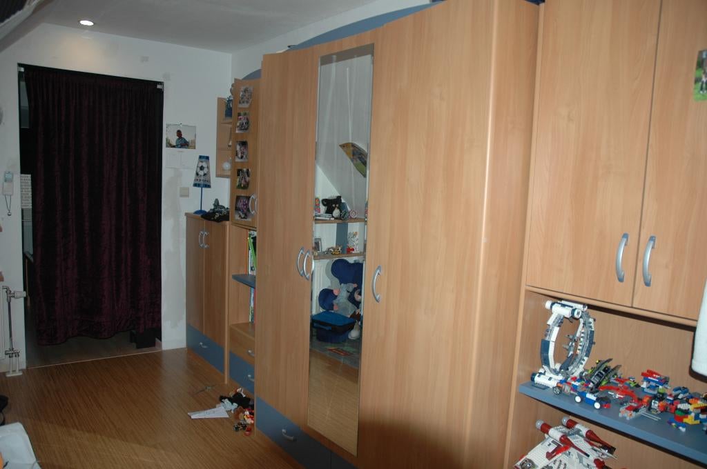 Jeugdkamer met bureau, Huis en Inrichting, Ophalen, Gebruikt, Eenpersoons, Beukenhoutkleur met blauw.