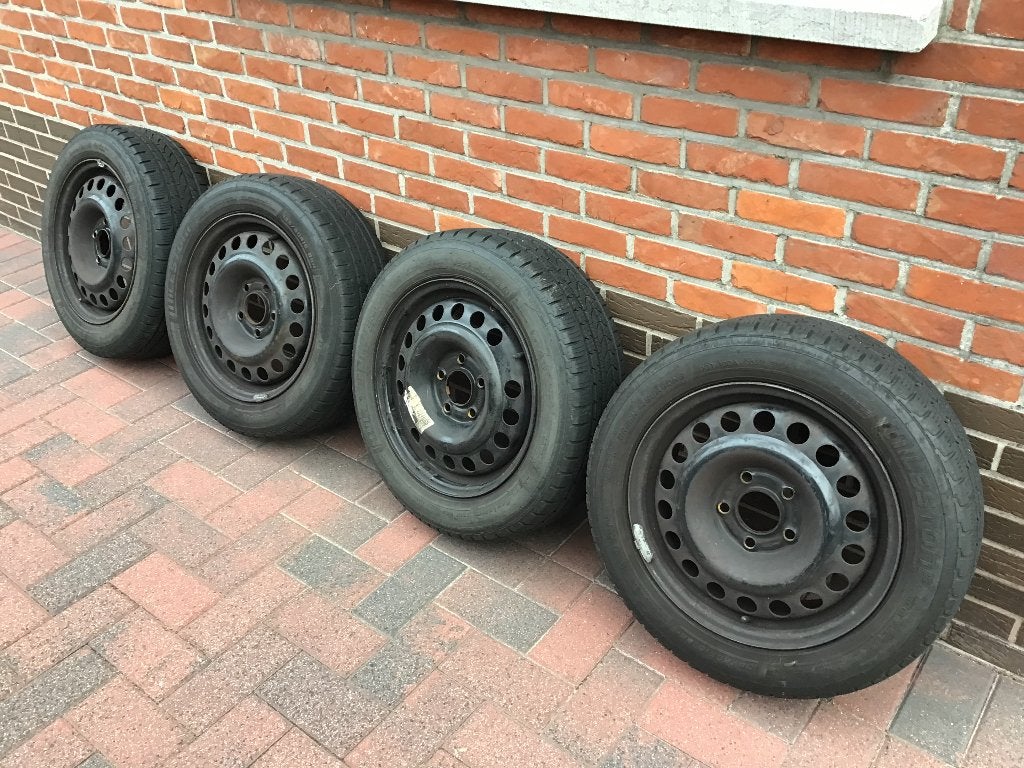 Winterbanden met velg, Auto diversen, Ophalen