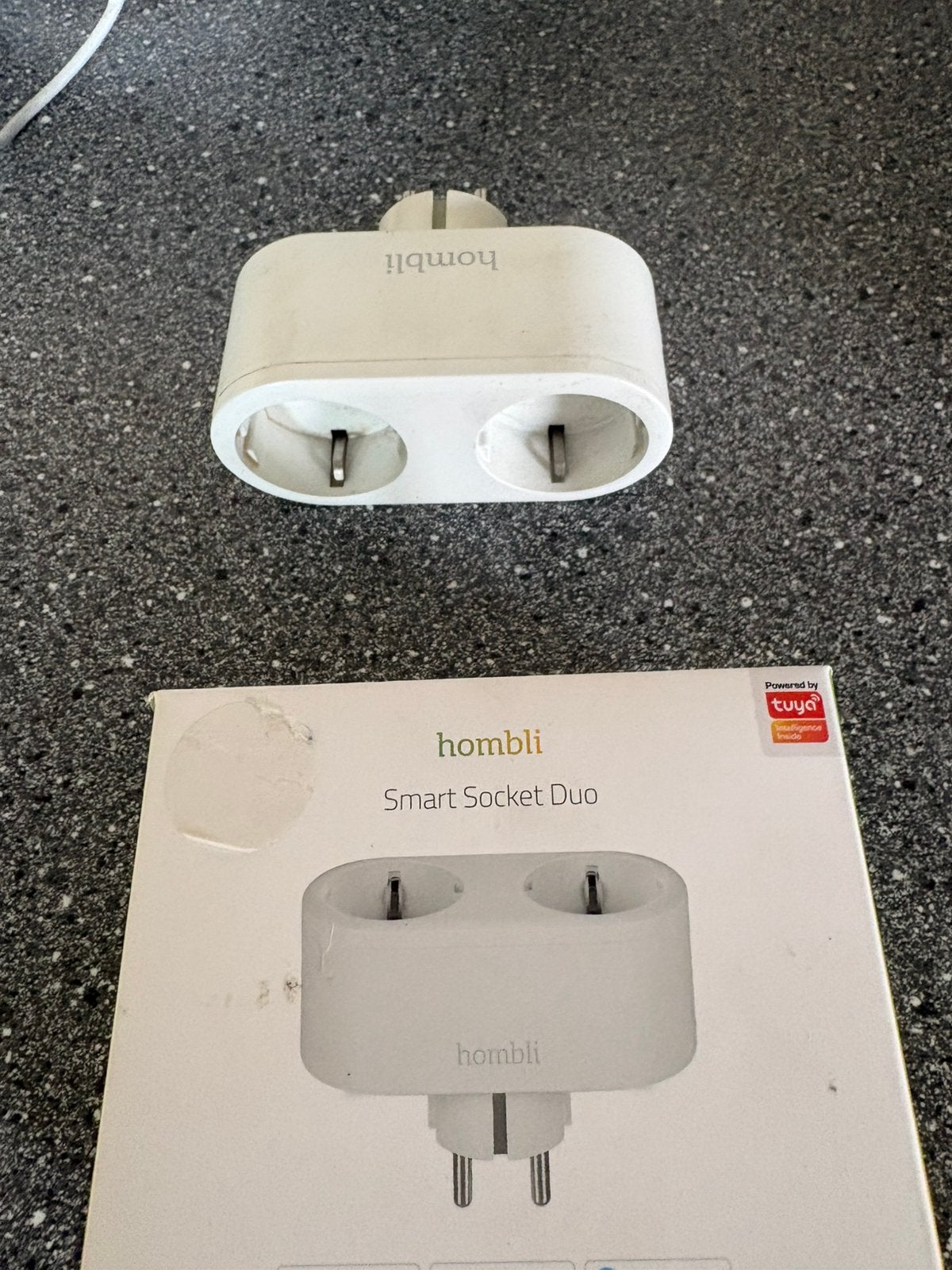 Hombli Smart Socket Duo, Ophalen, Zo goed als nieuw, Stopcontact