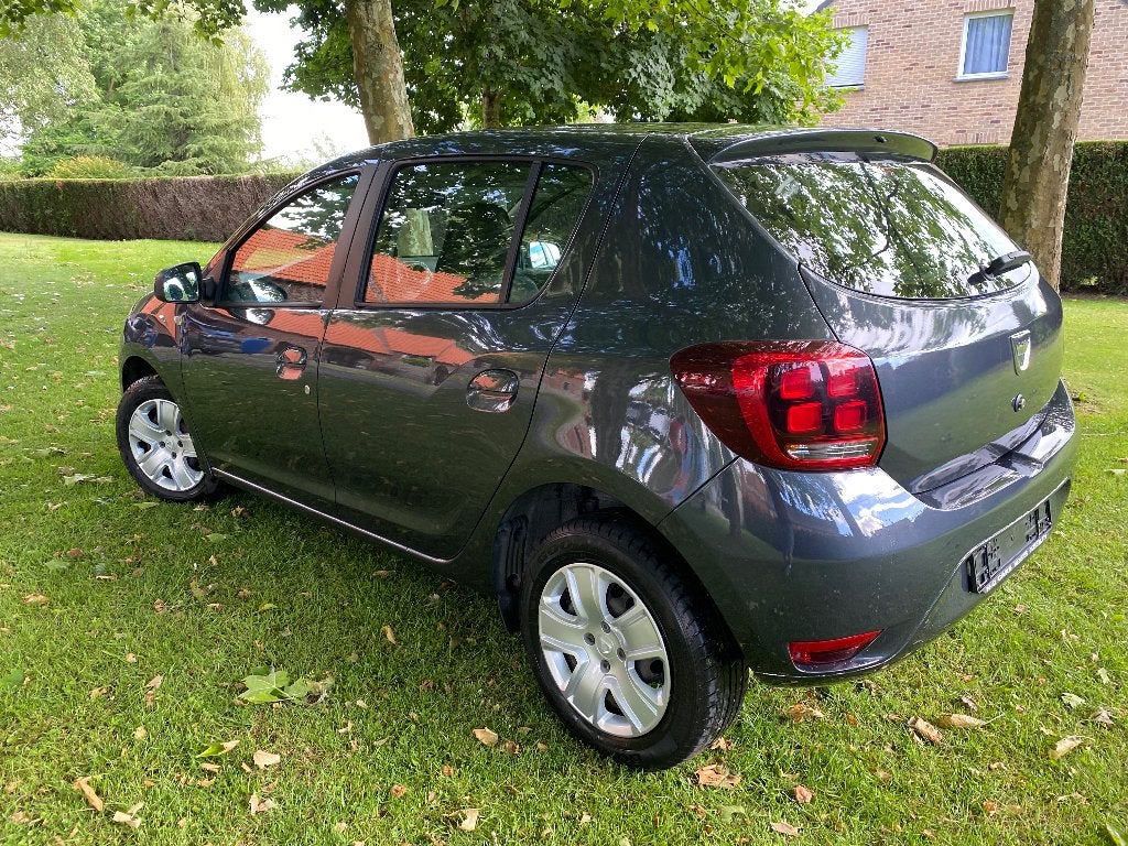 Dacia sandero 1.5dci EURO6 1er prop 37000 km neuve, Autos, Achat, Euro 6, Entreprise, Boîte manuelle