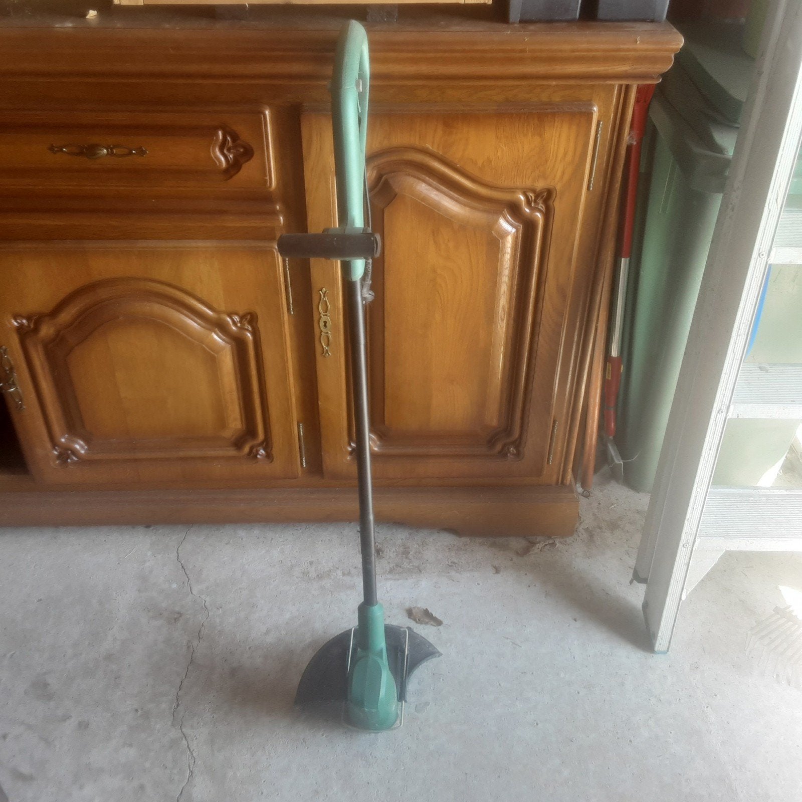 Grastrimmer Bosch, Ophalen