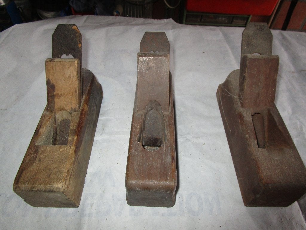 3 houtschaven, Ophalen