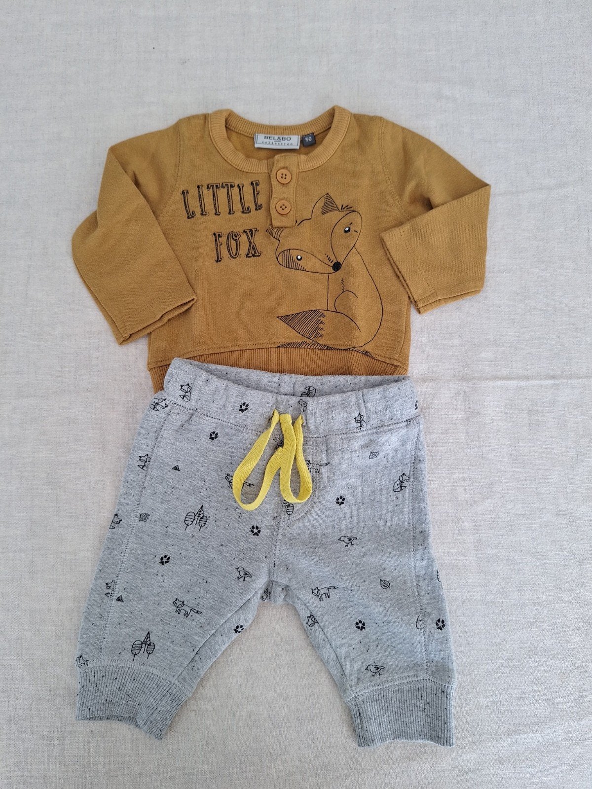 set jogging vos 1m 56, Enfants & Bébés, Vêtements de bébé | Taille 56, Garçon, Ensemble, Enlèvement, Utilisé