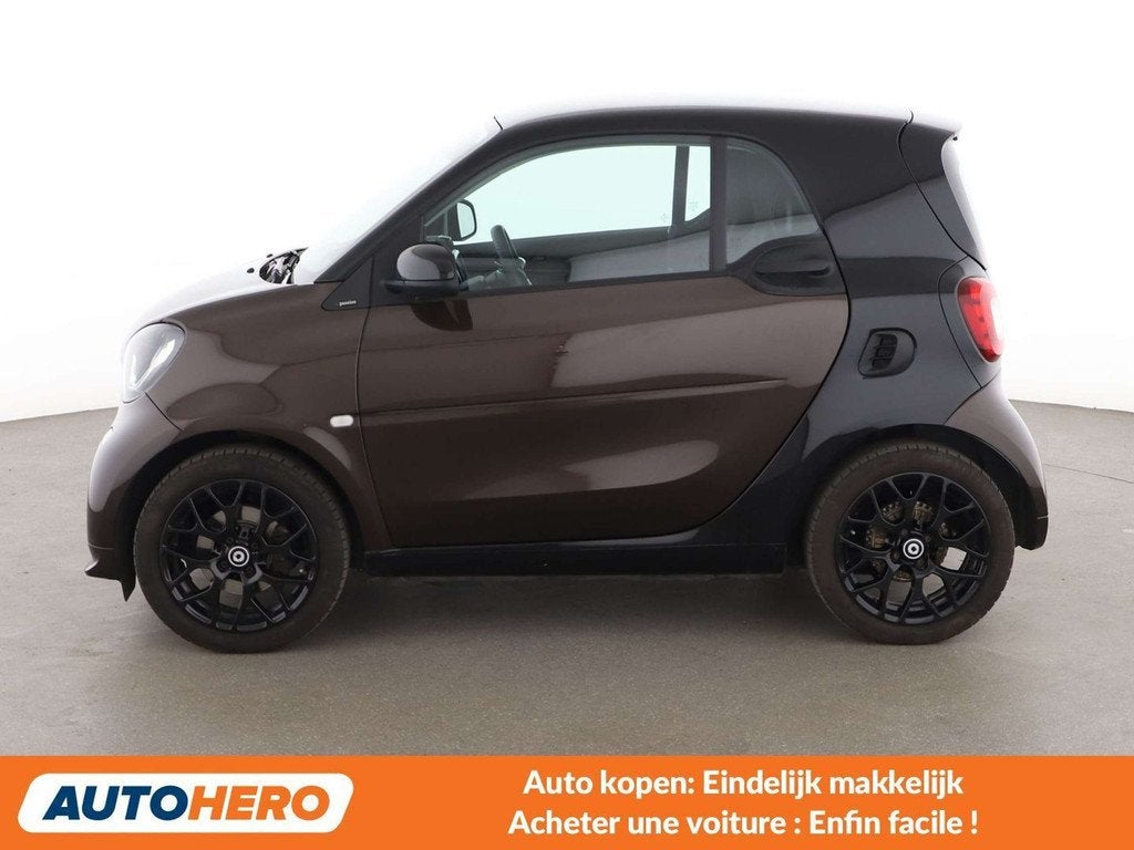 Smart Fortwo 0.9 Turbo Basis passion (automatique), Achat, Euro 6, 2 places, https://public.car-pass.be/vhr/c70fcb36-8806-4594-ab52-c884153efcb2