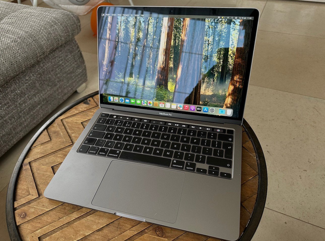 Macbook pro 13” i5 10th gen 16gb ram 512gb ssd nieuwstaat, Enlèvement, Comme neuf, MacBook