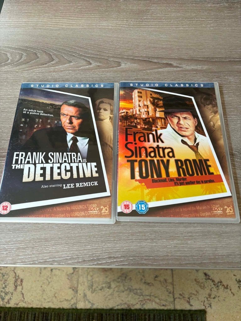 2 dvd's met Frank Sinatra, the detective en Tony Rome,, CD & DVD, DVD | Classiques, Enlèvement ou Envoi, Anglais, Anglais, Comme neuf