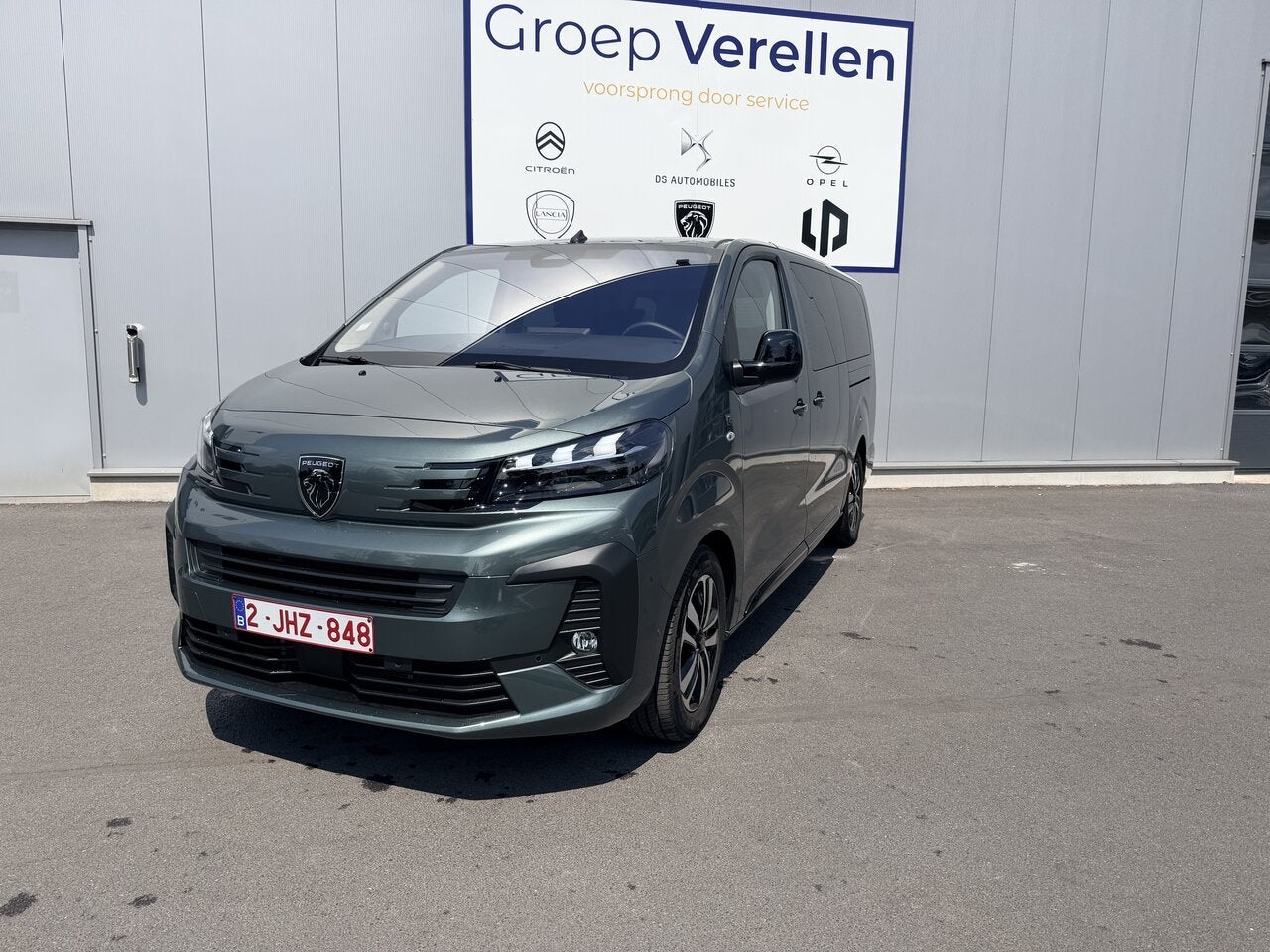 Peugeot Traveller BUSINESS DUBBELE CABINE 180PK *DEMO*, Monovolume, Zwart, Bedrijf, 5 deurs