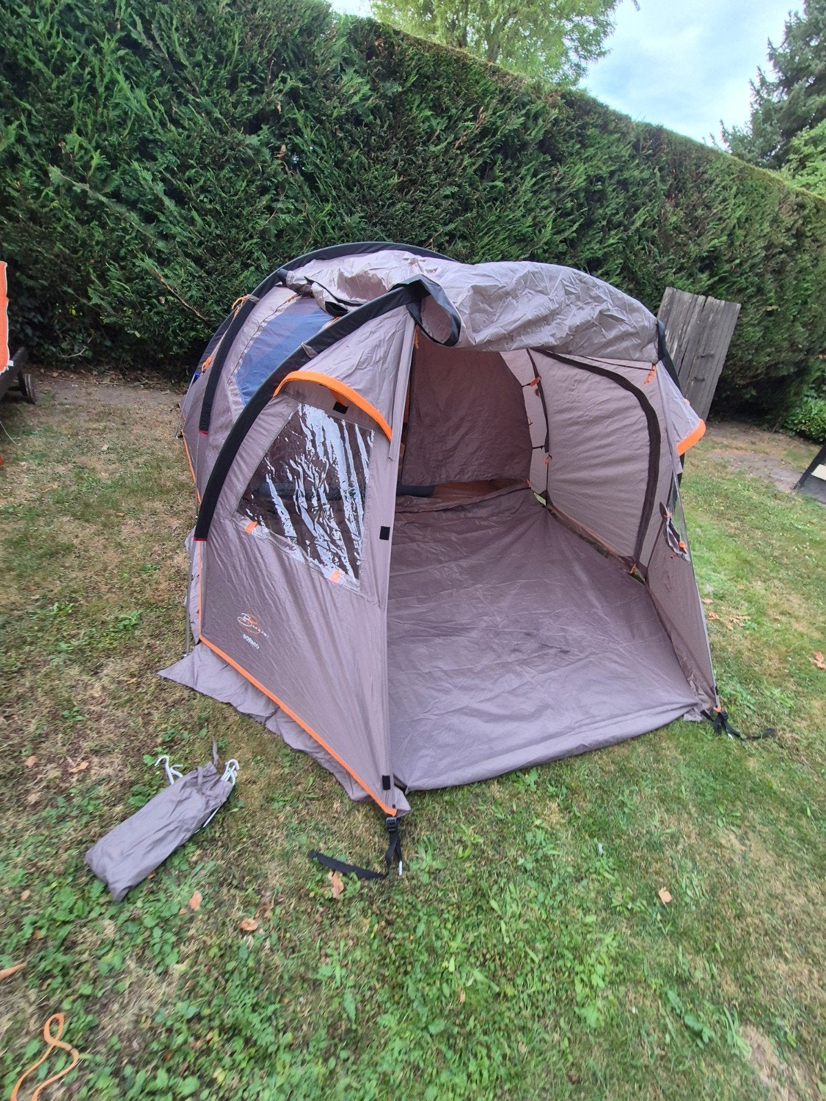 tente + équipement de camping, Enlèvement