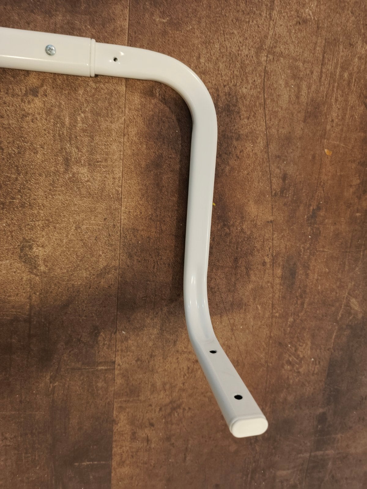 Tringle à vêtements murale extensible IKEA MULIG (60-90 cm), 50 à 100 mm, Comme neuf, Chevilles, Enlèvement