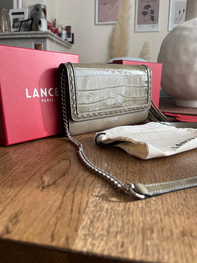SAC LANCEL Ninon Kaki - Cuir (façon Croco) - NEUF, Enlèvement, Neuf, Autres couleurs, Sac à main