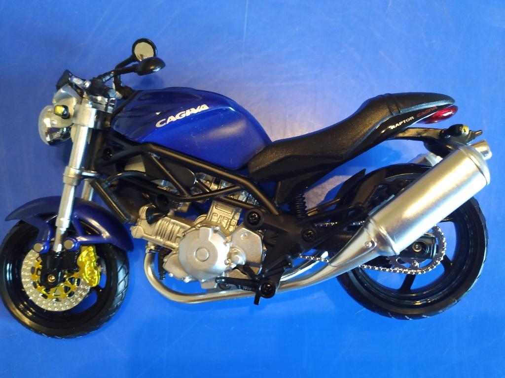 cagiva model moto op schaal, Enlèvement ou Envoi