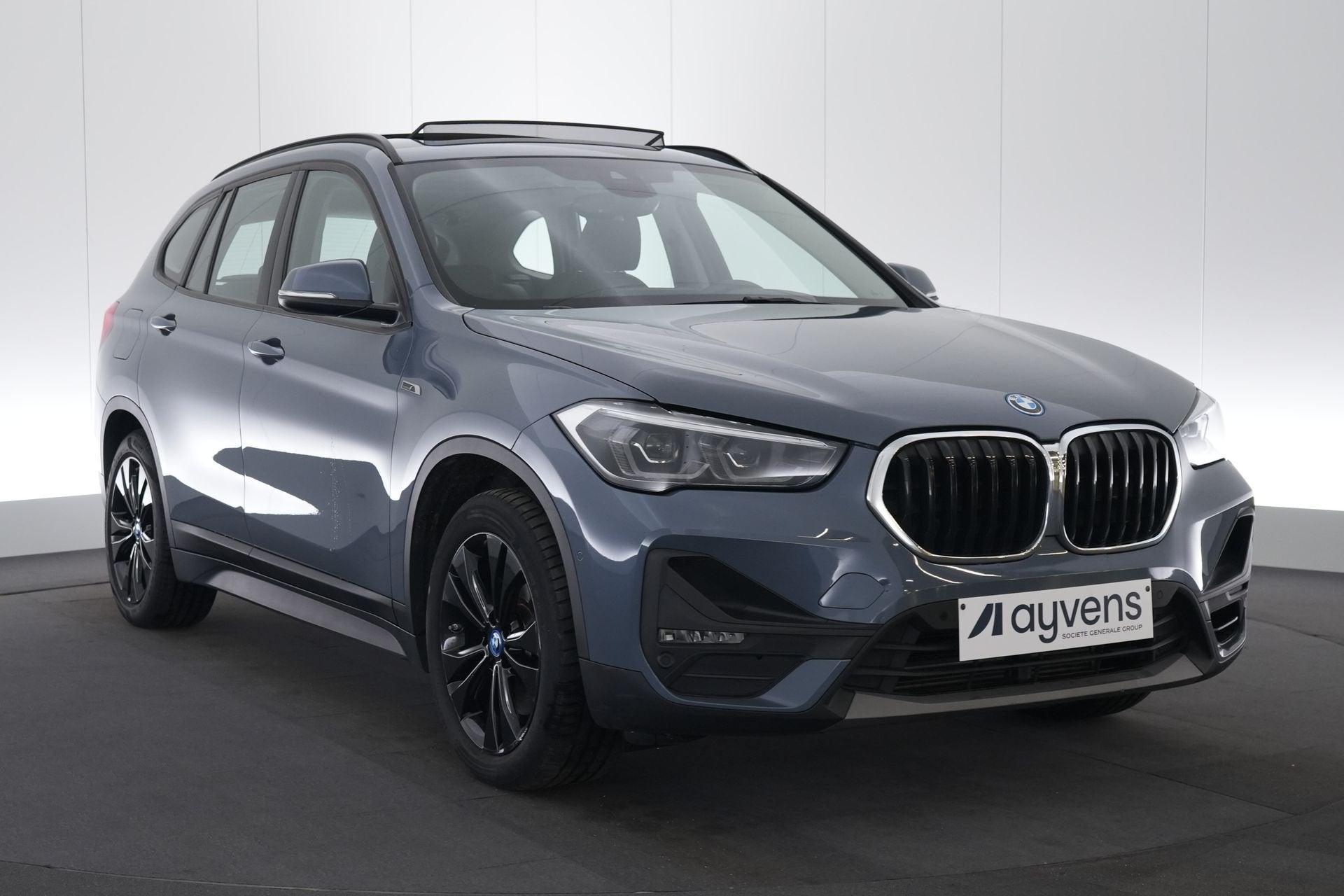 (2BMY593) BMW X1, X1, Argent ou Gris, Achat, 42 g/km