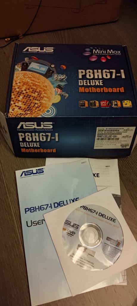 Asus P8H67-i deluxe + 8 GB RAM + i3, Computers en Software, Moederborden, Gebruikt, DDR3, Mini-ITX, LGA 1155