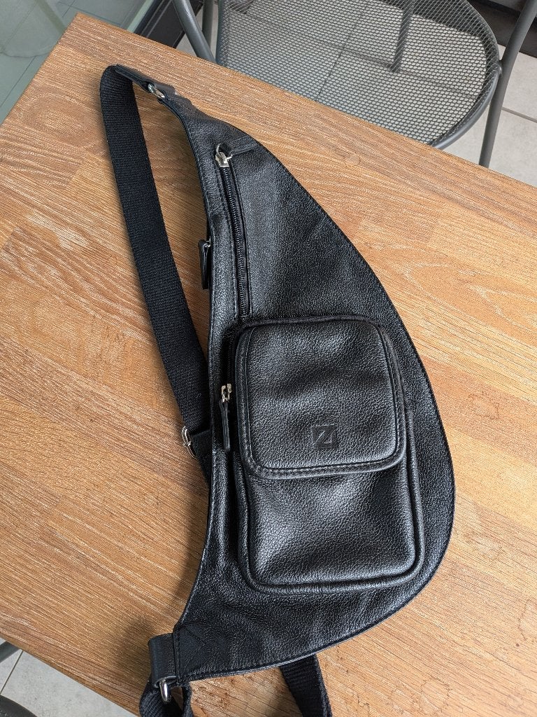 compacte schoudertas man zwart, Handtassen en Accessoires, Tassen | Schoudertassen, Overige merken, Zwart, Ophalen of Verzenden