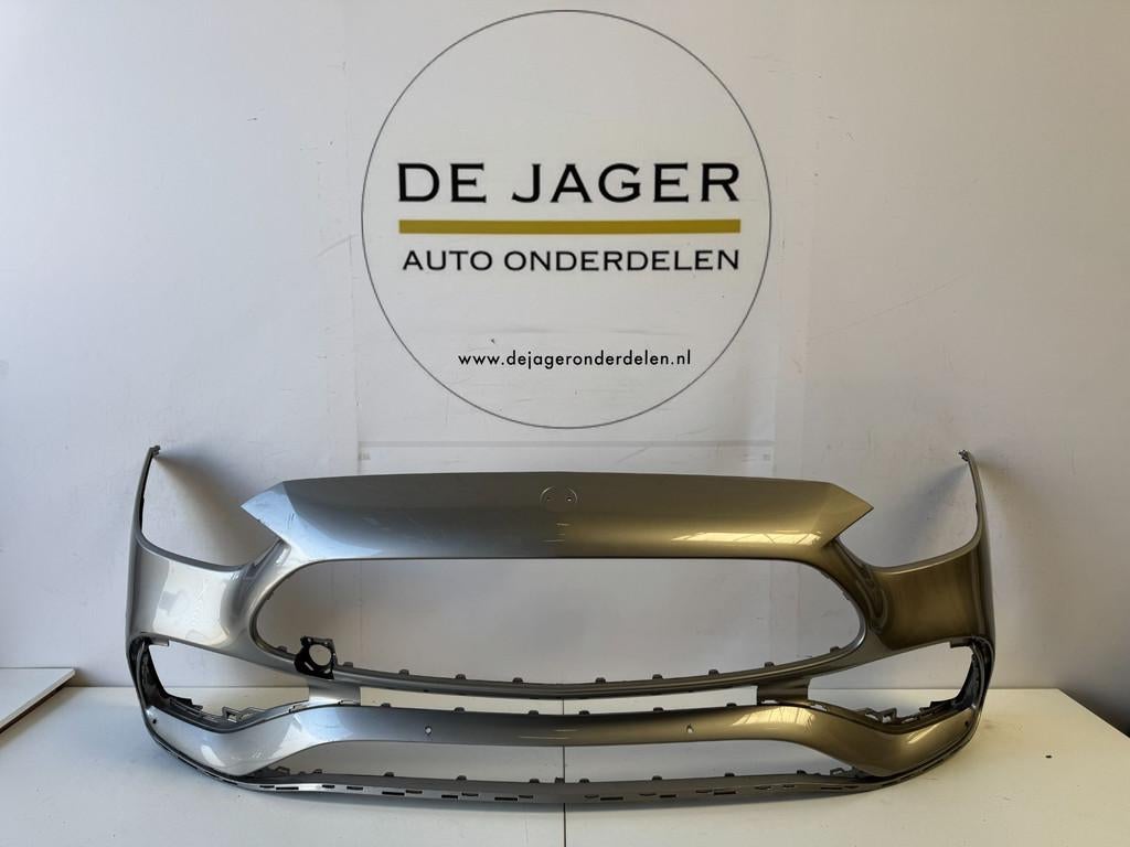 MB C KLASSE W206 AMG VOORBUMPER BUMPER PDC A2068858401 2021-, Auto-onderdelen, Gebruikt, Mercedes-Benz AG, Voor, Mercedes-Benz