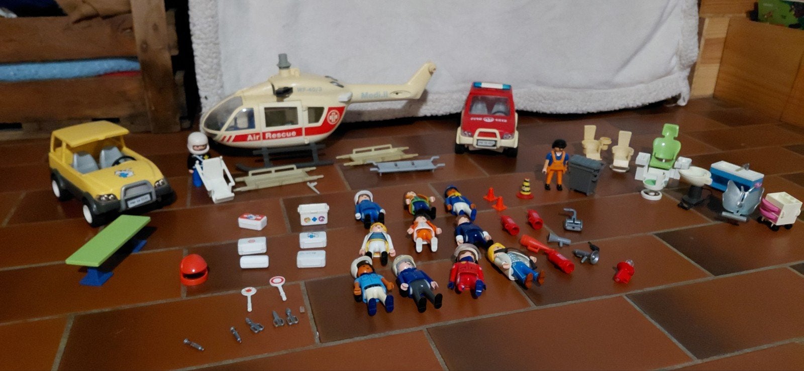 Professions Playmobil : pompiers, police, vétérinaire, denti, Enlèvement ou Envoi