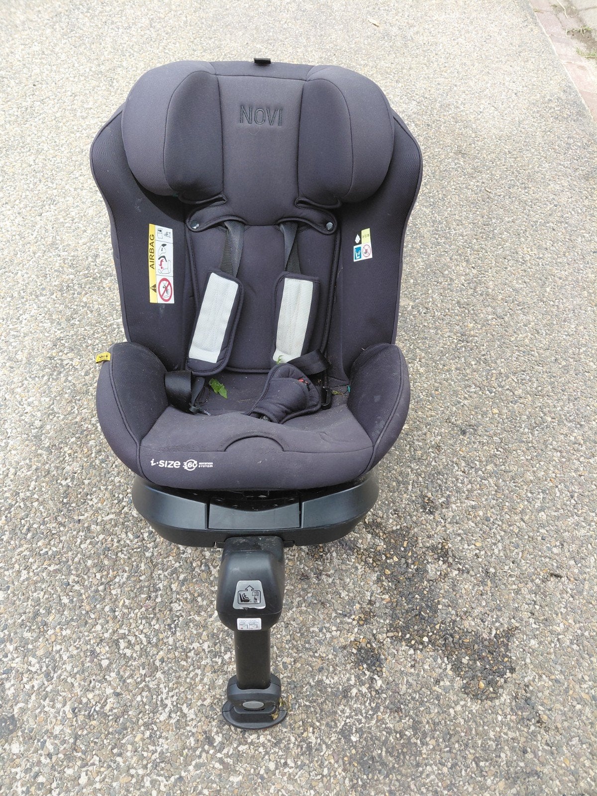 Novi maxi cosi autostoel met iso fix onderstel, Kinderen en Baby's, Autostoeltjes, Ophalen