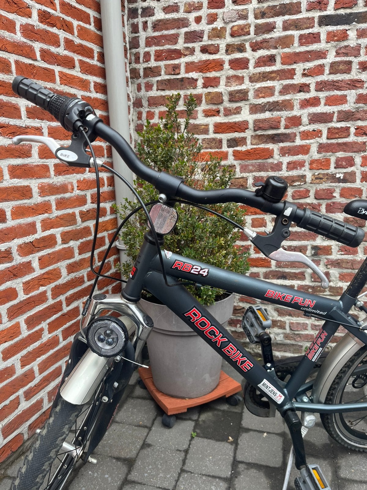Jongensfiets (24 inch), Ophalen, Zo goed als nieuw, 24 inch, Versnellingen