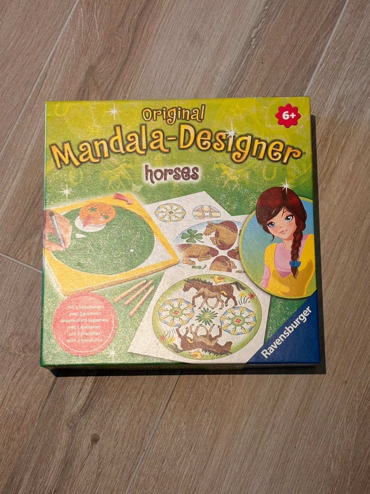 Tekenset mandala designer paarden, Hobby en Vrije tijd, Gezelschapsspellen | Kaartspellen, Ophalen, Zo goed als nieuw
