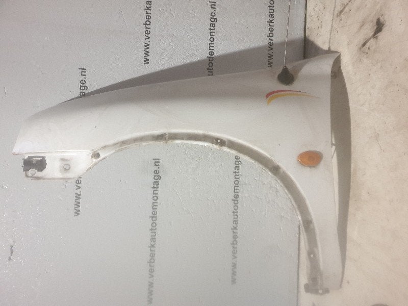 SPATBORD LINKS VOOR Opel Combo (Corsa B) (01-1994/10-2001), Gebruikt, Opel Automobile GmbH, Spatbord, Kontakt-opel@opel.com