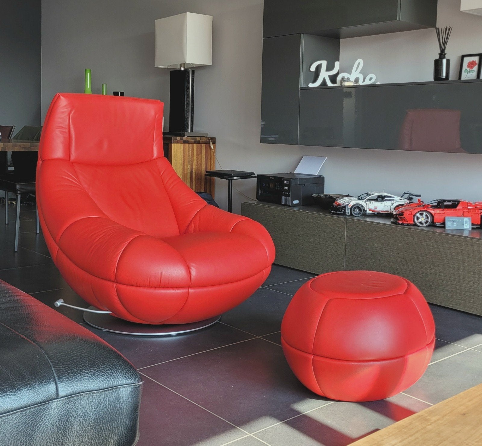de Sede DS-166 + poef, Huis en Inrichting, Fauteuils, Ophalen, Zo goed als nieuw, Leer, Design