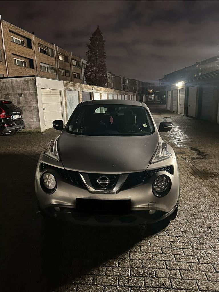 Nissan Juke, Voorwielaandrijving, 5 deurs, Particulier, Zilver of Grijs