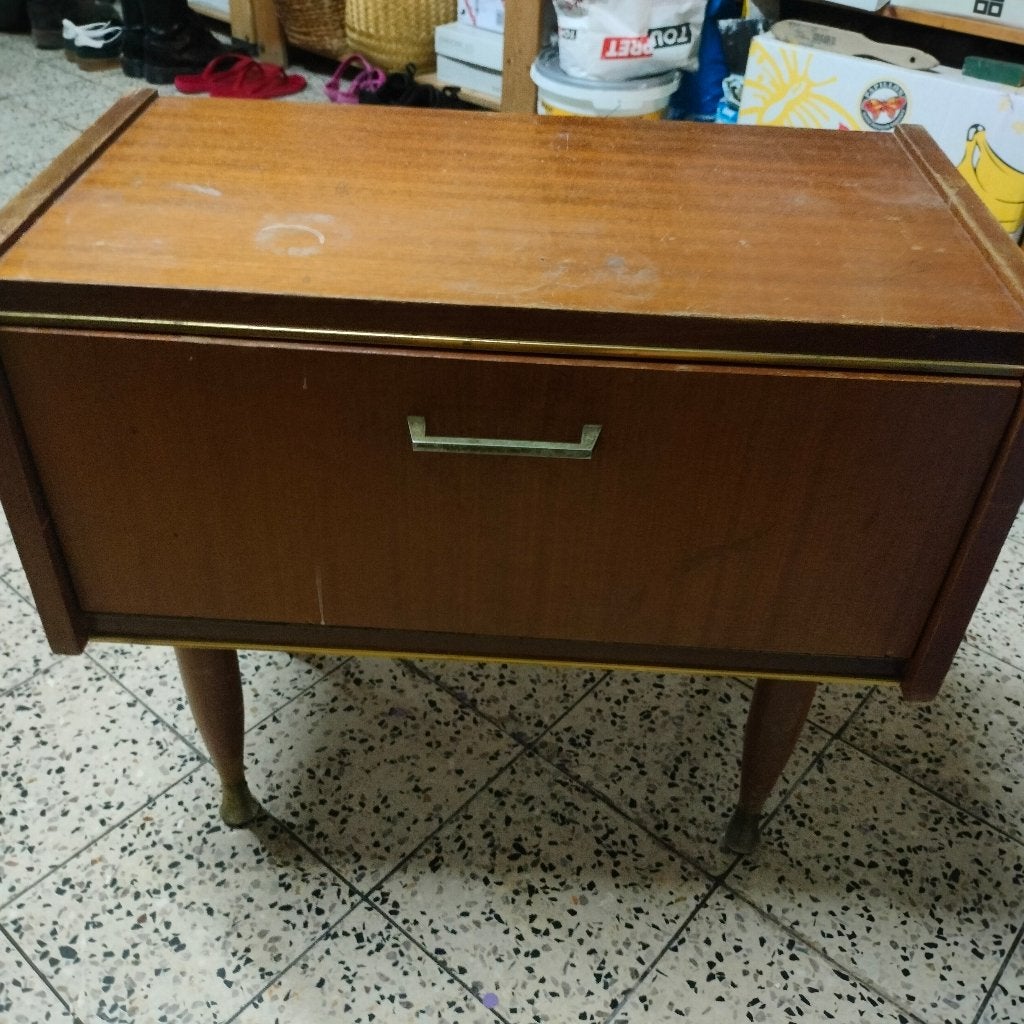 Vintage bijzettafeltje, Ophalen, Gebruikt