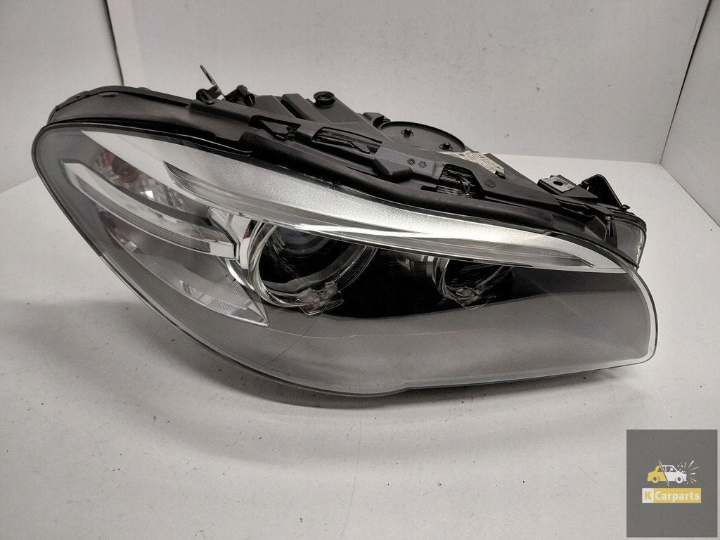 7317132, Phare droit au x non sans torsion pour BMW F10, Petuelring 130
80788  Munich, DE, Info@bmw.de, Utilisé, BMW