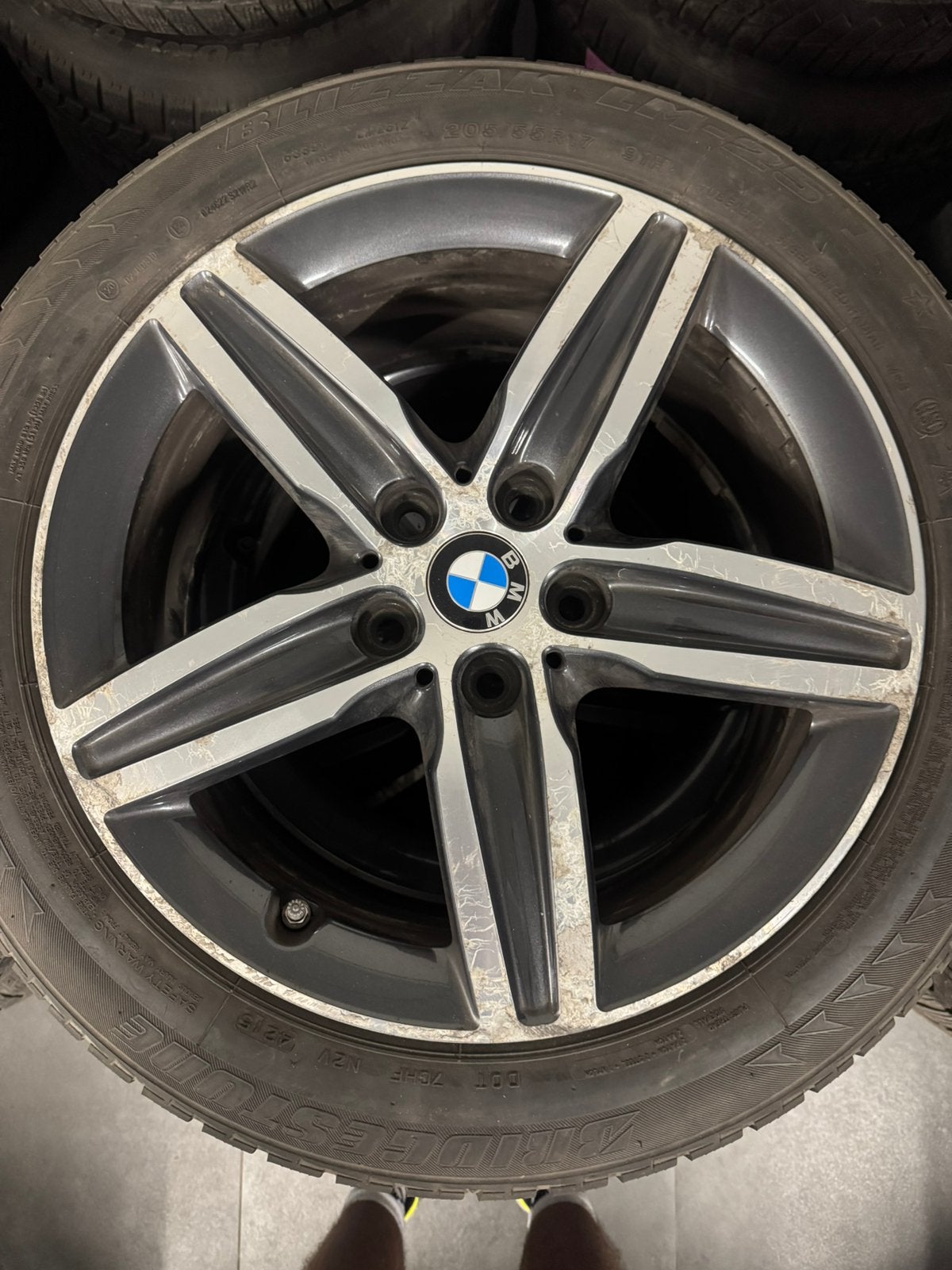 4 jantes BMW X1 17” + pneus hiver Bridgestone, Pneus hiver, Enlèvement, Pneu(s), 17 pouces