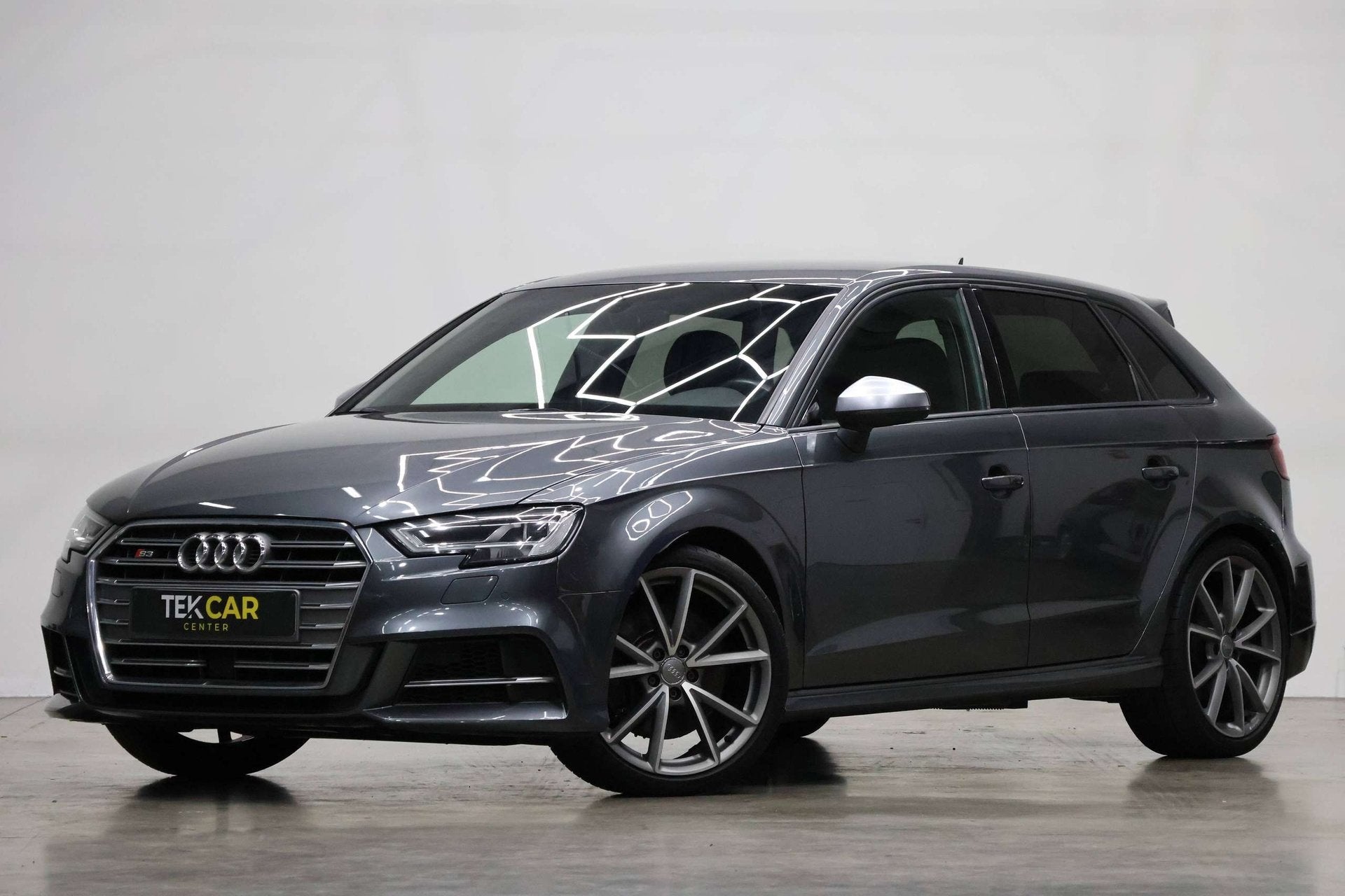 Audi S3 Sportback 2.0 TFSI Quattro S tronic Remus Exhaust, Auto's, Automaat, Gebruikt, Euro 6, 4 cilinders