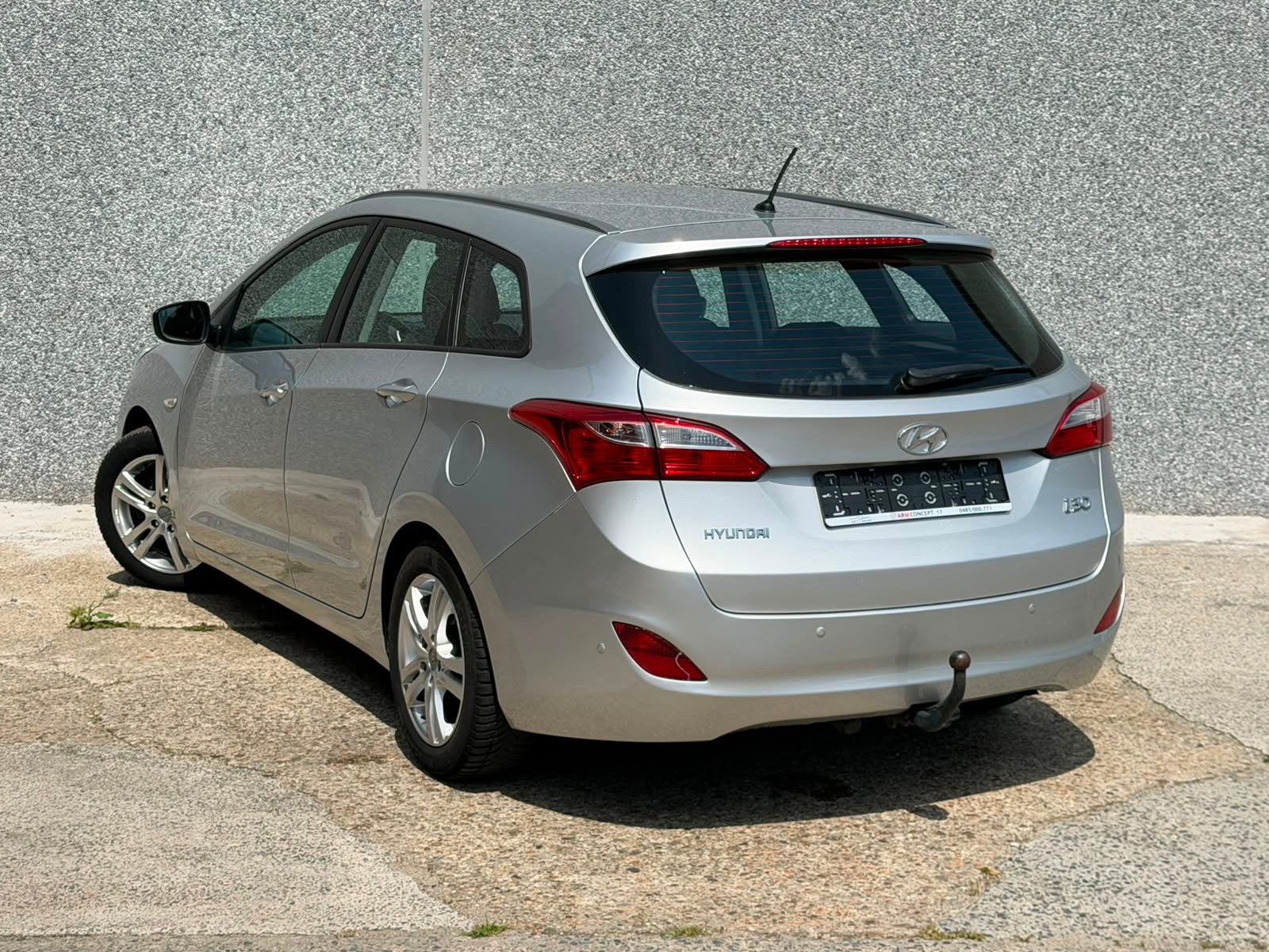 Hyundai i30 Break 1.4 Essence 2014 GARANTIE 12 Mois, Autos, Achat, Entreprise, Boîte manuelle, 5 portes
