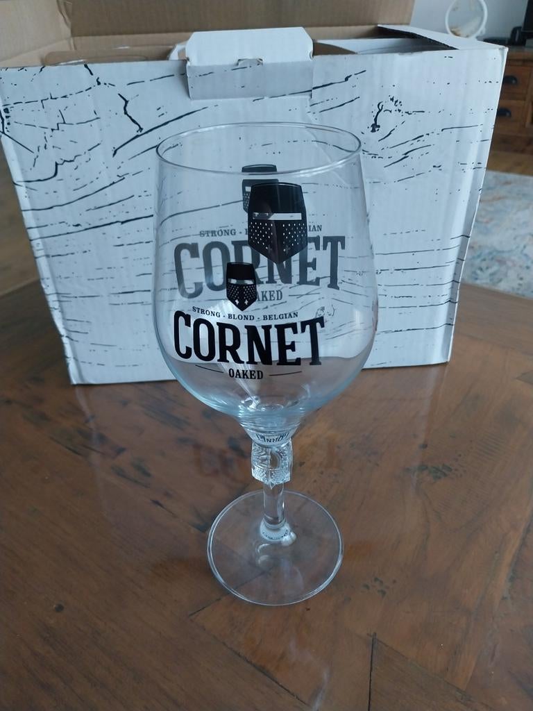 Beste Twe dozen glasses  voor  60 euro (een doze  30 euro), Verzamelen, Ophalen