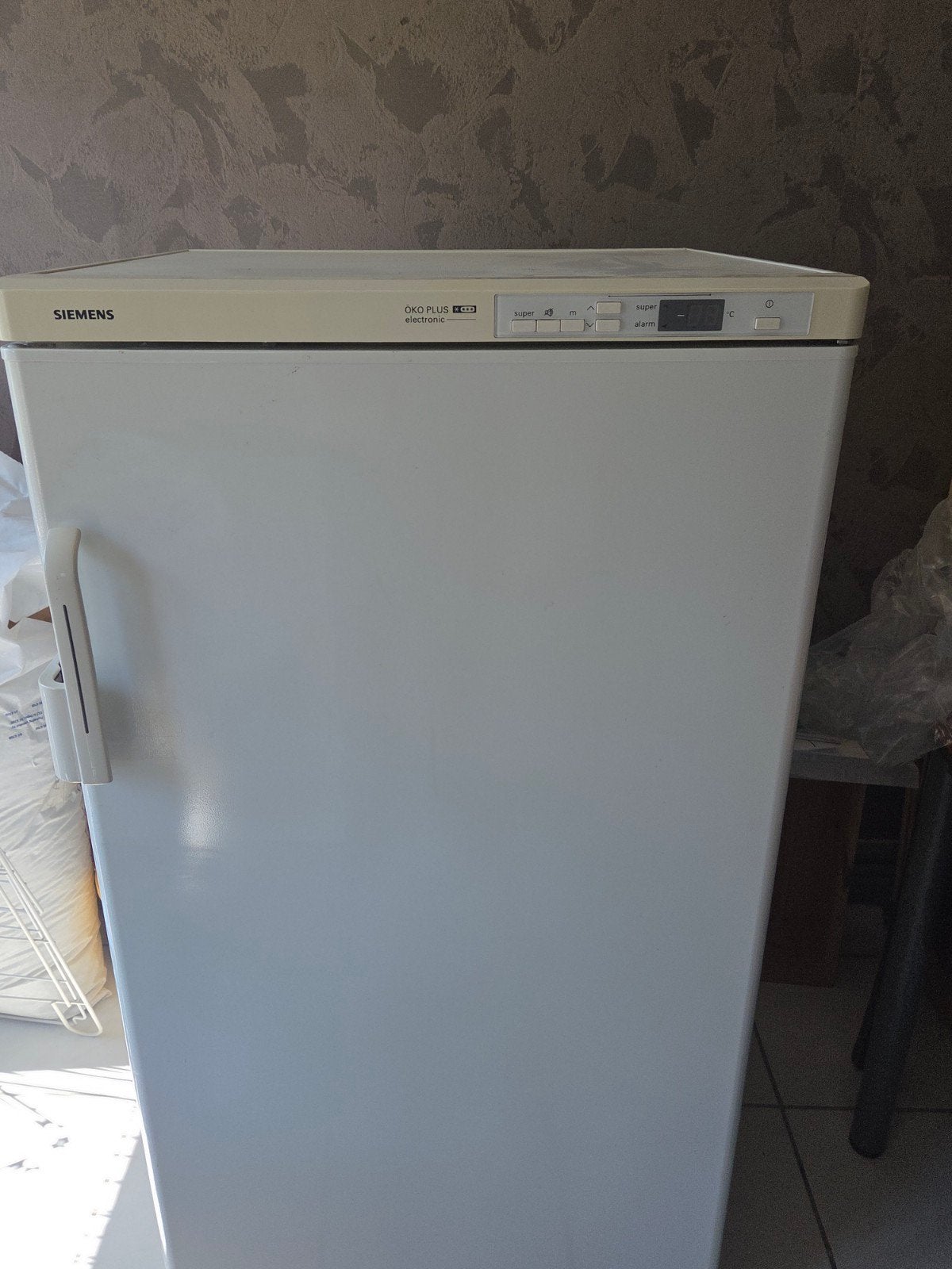 vrijstaande Siemens diepvries, Elektronische apparatuur, Vriezers en Diepvrieskisten, Gebruikt, Vrijstaand, Vrieskast, 120 tot 140 cm