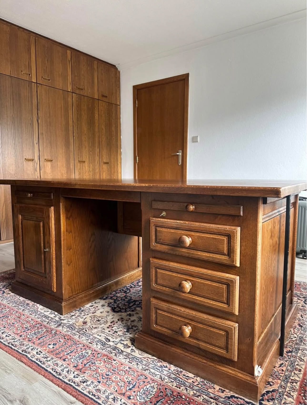 Vol Eiken bureau met stoel, Ophalen