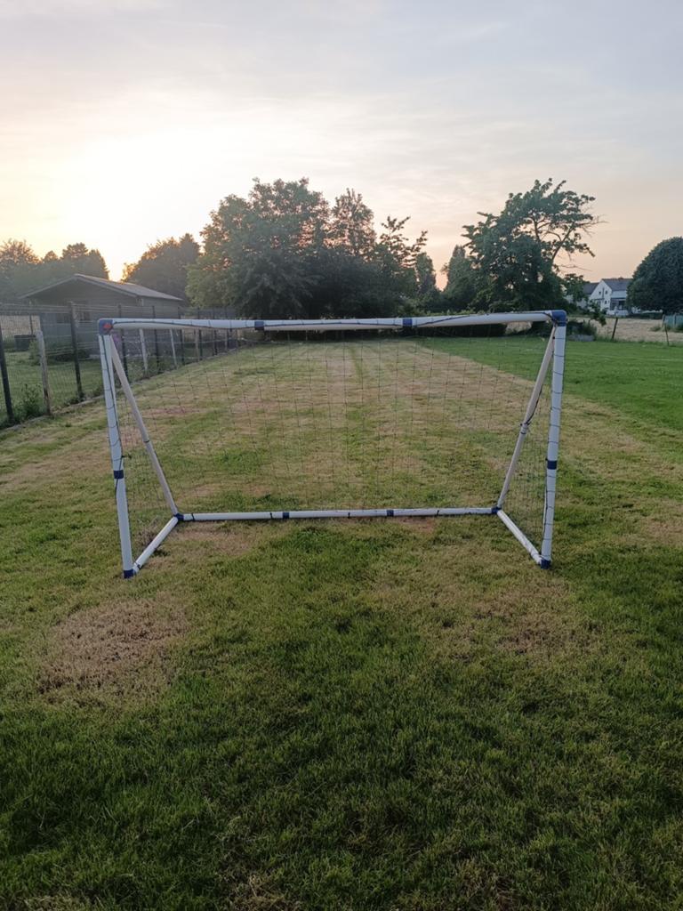 Goal de foot