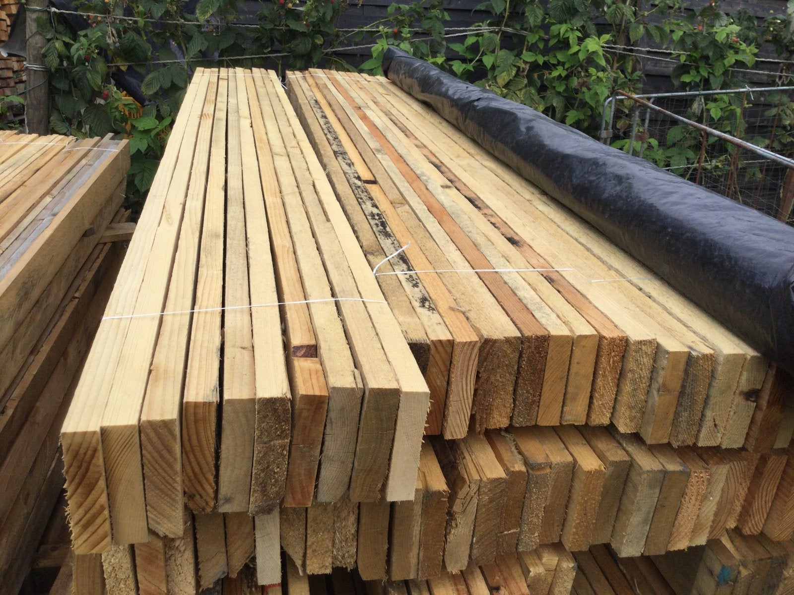 Planches et poutres, Jardin & Terrasse, Poteaux, Poutres & Planches, Enlèvement, Comme neuf, Poutres