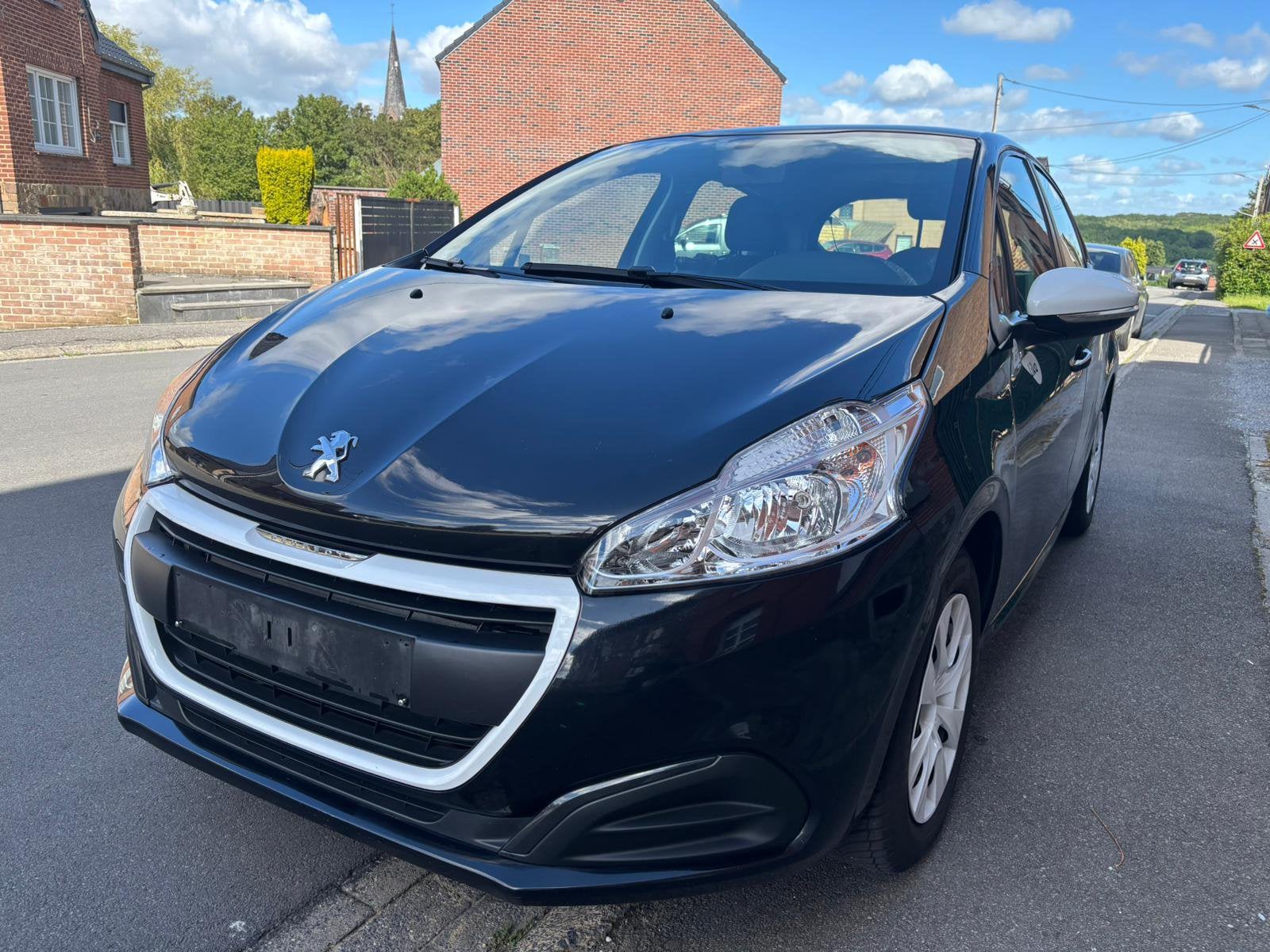 Peugeot 208 Blue Ehdi 1600cc 75pk 2017 162000km Serie Zoals, Auto's, Voorwielaandrijving, Stof, Electronic Stability Program (ESP)