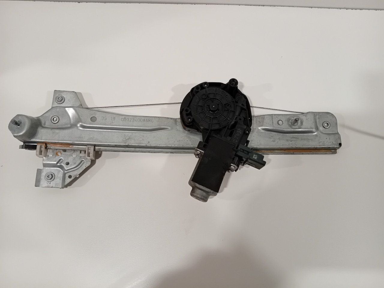 Raammechaniek elektrisch links achter Renault Grand Scénic, Onderdelen@venauto.nl, Van der Ven Autorecycling B.V., Gebruikt, Ettenseweg 76, 4706 PB Roosendaal, The Netherlands