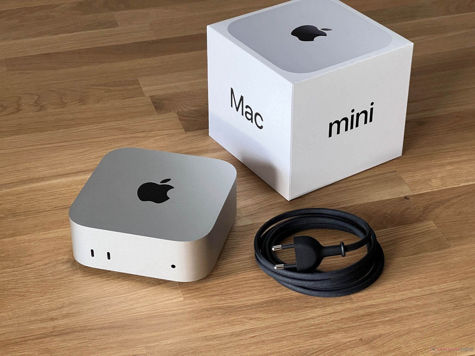 Apple Mac mini (M4, 2024) onder garantie. weinig gebruikt, Computers en Software, Apple Desktops, Ophalen of Verzenden, 16 GB