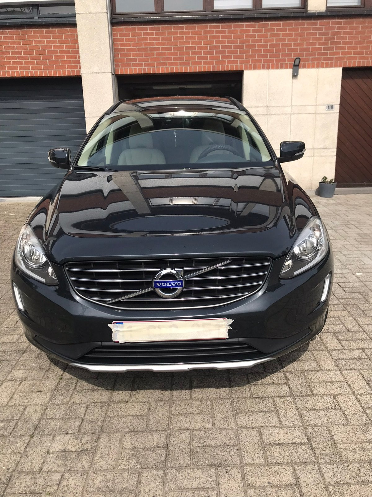 XC60 - Volvo, Autos, Volvo, Cuir, Argent ou Gris, Carnet d'entretien, 124 g/km