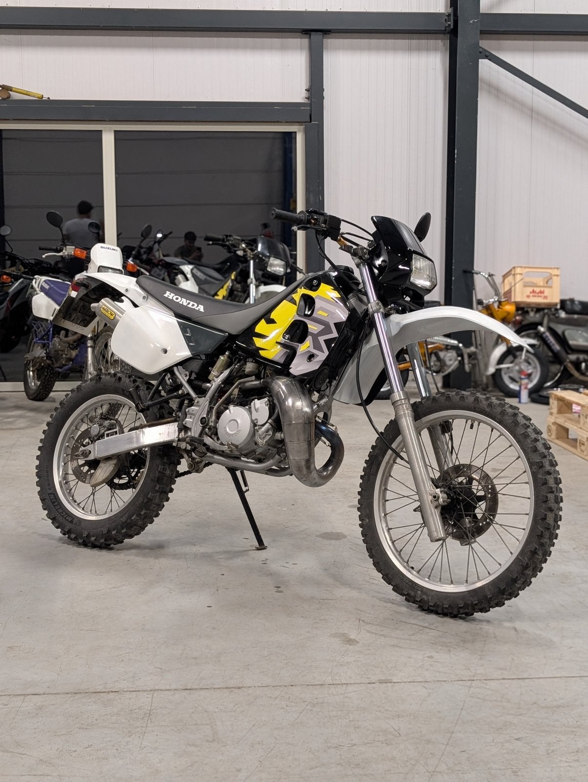 Honda CRM 125, Motoren, Particulier