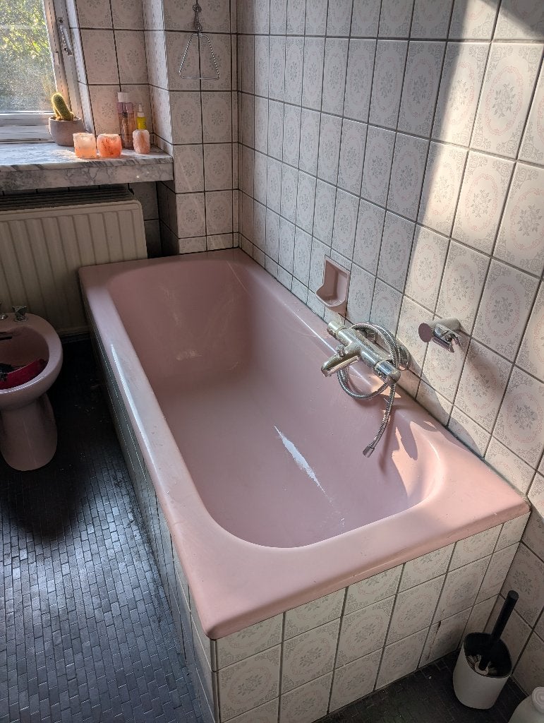 Roze jaren '70 badkuip en zitdouche te koop, Enlèvement, Utilisé, Pierre, Douche