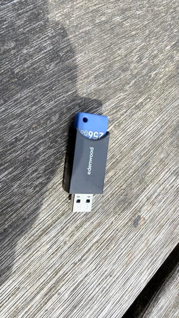 Usb stick 256GB met PS5 JailBreak Files, Ophalen, Zo goed als nieuw